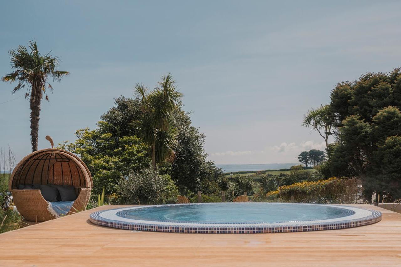 St Michaels Resort, 法尔茅斯 外观 照片